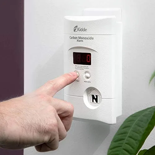 The Kidde Carbon Monoxide Detector, Plug-In with 9V Battery Backup, Digital compared in context