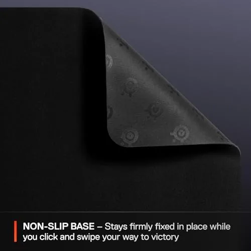 The SteelSeries QcK Medium Gaming Mousepad , Black , Non-Slip Silicone in real use