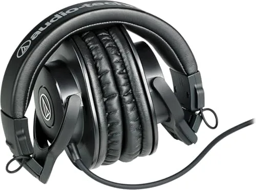 The ATH-M30x shown beside the M40x for a size comparison