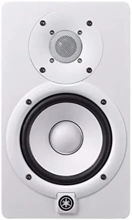 Close look at the YAMAHA HS5 W 5-Inch Powered Studio Monitor (White, 2-Pack) Bundle (2 Items) build quality