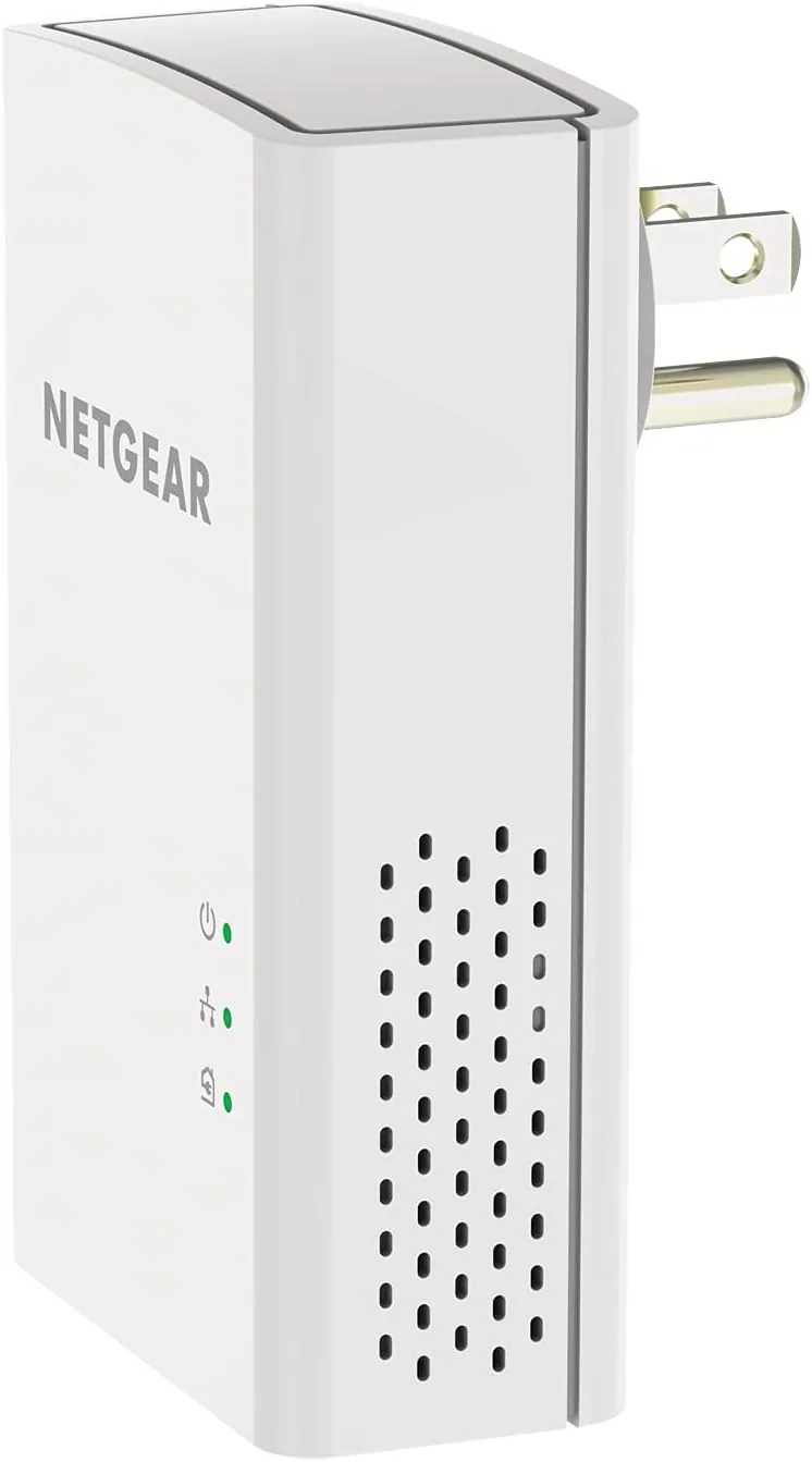 A speed test on a laptop connected through the powerline adapter showing high throughput