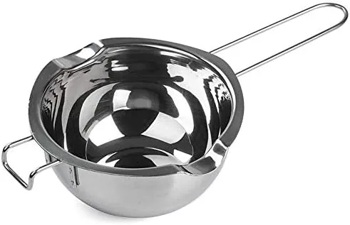 The 480ml stainless steel double boiler with the upper pot sitting on the base