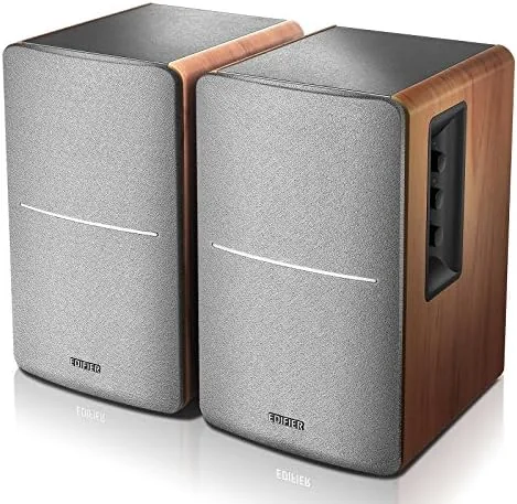 Close look at the Edifier R1280DB Powered Bluetooth Bookshelf Speakers - Optical Input build quality
