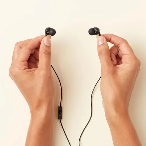 Another view of the Amazon Basics Wired Earbuds with Microphone, In-Ear Headphones, 3.5mm Jack