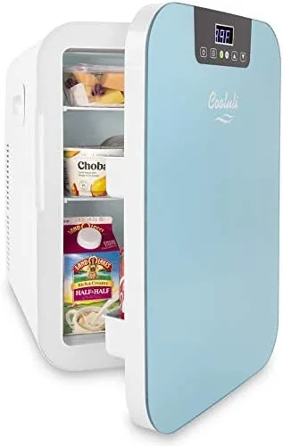 Close look at the Cooluli 20L Mini Fridge For Bedroom - Car, Office Desk build quality