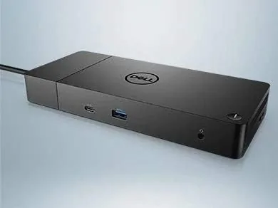 Power delivery status showing the laptop charging at 90W through the dock