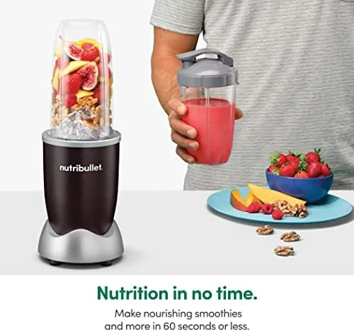 The nutribullet Pro 900 cups compared with a full size blender pitcher