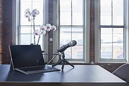Close up of the ATR2100X-USB grille and cardioid capsule