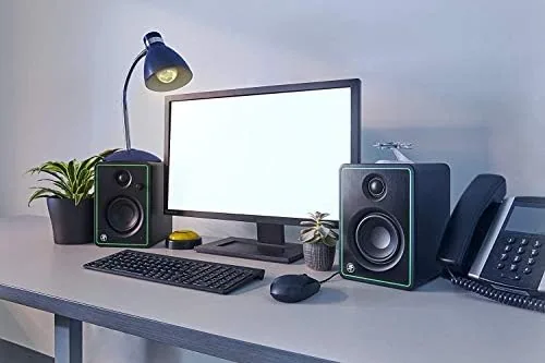 Close look at the Mackie CR-X Series, 3.5-Inch Multimedia Monitors with Professional Studio-Quality Sound build quality