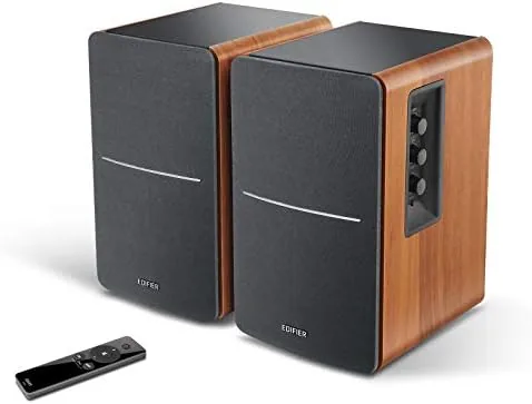 Close look at the Edifier R1280Ts Powered Bookshelf Speakers - 2.0 Stereo Active Near build quality