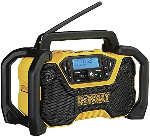 Close look at the DEWALT 12V/20V MAX Portable Bluetooth Radio, Cordless, 100 ft Range build quality