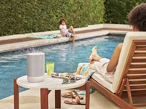 Close look at the Sonos Move - Battery-Powered smart Speaker, Wi-Fi and Bluetooth with build quality
