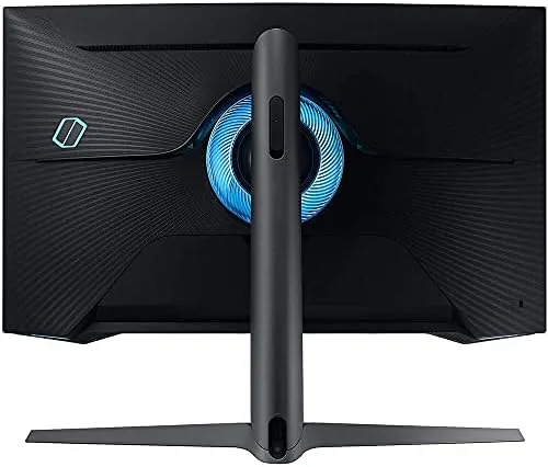 A racing game on screen with the G7 panel showing smooth motion and the deep curve