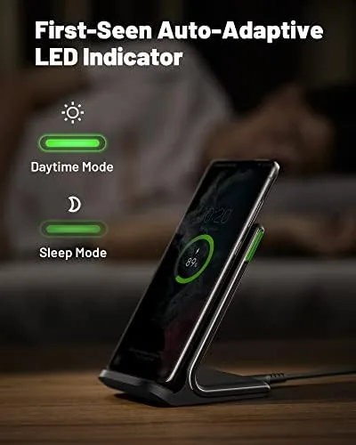 The INIU charger topped with a Samsung Galaxy phone showing a charging indicator