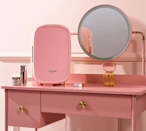Close look at the Cooluli Beauty 12L Makeup Fridge - Pink Mini Fridge for build quality