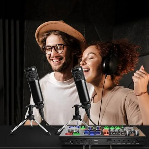 Close look at the Podcast Equipment Bundle for 2, Audio Interface, Voice Changer with build quality
