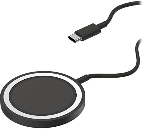 The OtterBox Wireless Charging Pad for MagSafe - WHITE | MagSafe in real use