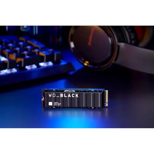Close-up of the WD_BLACK SN850X controller and NAND components