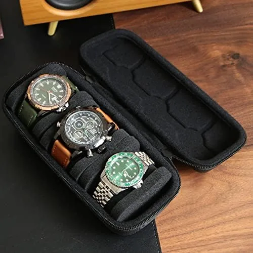 Close look at the Watch Travel Case for Men and Women Portable Single Watch build quality