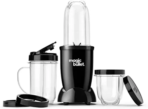 Close up of the cross blade and a tall blending cup