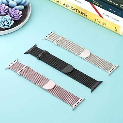 Close up of the band connector clicking into the side of an Apple Watch case