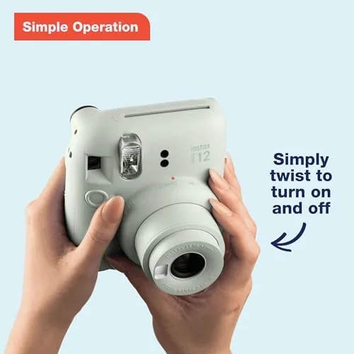 Close up of the rotating lens barrel and the selfie mirror on the front