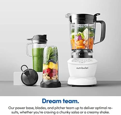 The blender with the single-serve cup packed and ready for a morning commute