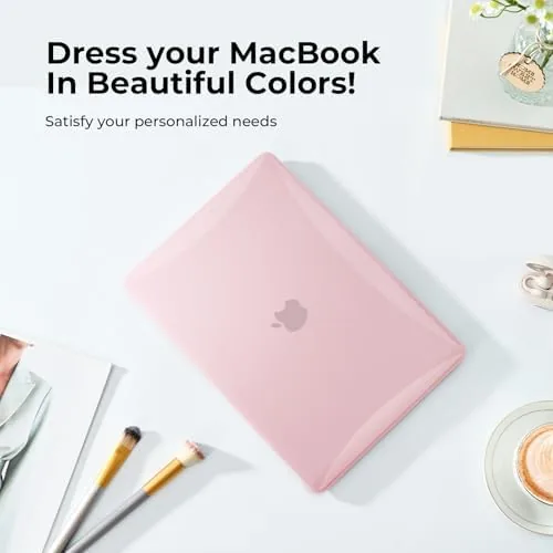 Another view of the EooCoo Crystal Case for MacBook Pro 13-inch M2 M1 2022-2016