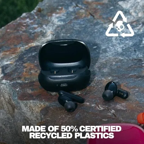 Close look at the Skullcandy Smokin' Buds Wireless Noise Isolating Earbuds - True Black build quality