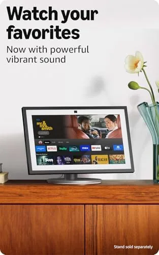 Echo Show 15 showing a family photo frame and calendar widgets in a living room