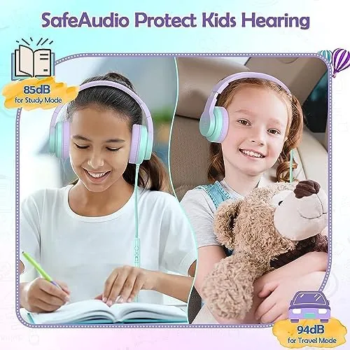 Close up of the padded earcup and folding hinge