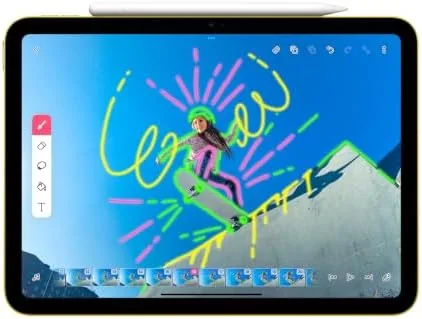 Drawing in a sketching app with the pencil showing tilt shading
