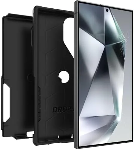 The OtterBox Samsung Galaxy S24 Ultra Commuter Series Case - Black in real use