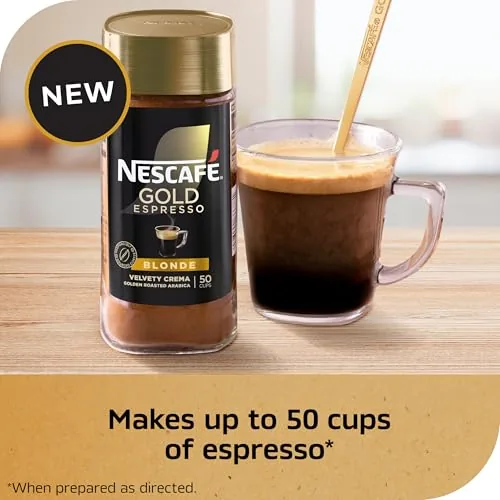 Close up of the fine espresso granules inside the NESCAFÉ Gold jar