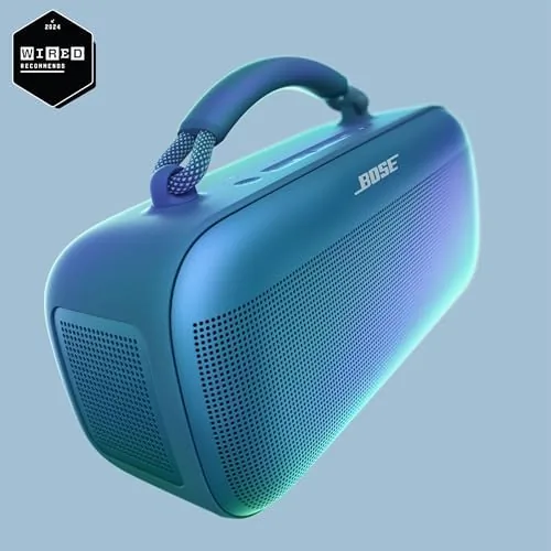 Close look at the Bose SoundLink Max Bluetooth Speaker - Portable Wireless Party Speaker build quality