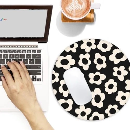 Close look at the White Flower Round Mouse Mat - Funny Small Mouse Pad build quality