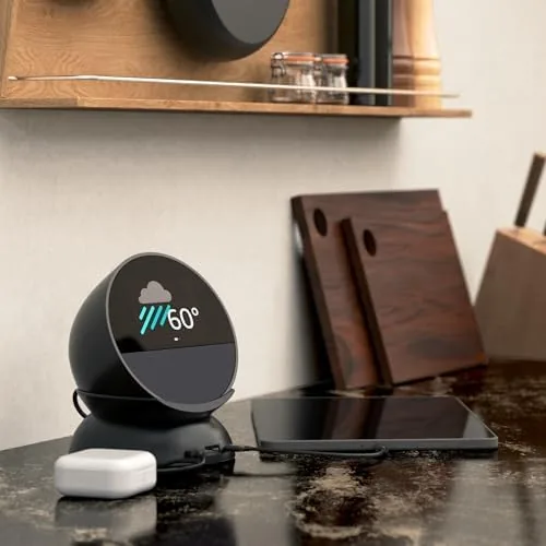 The Echo Spot bundle next to an Echo Show 5 and an Echo Dot