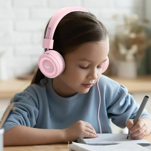 Close look at the ELECDER i37 Kids Headphones for School Child Girls Boys Teens build quality