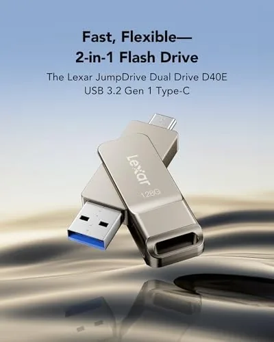 Detail shot of the Lexar D40E 128GB Dual USB 3.2 Gen 1 Type-C Jump features