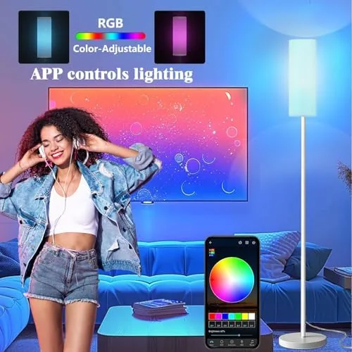 The Qaubauyt floor lamp showing a blue RGB color behind a computer desk