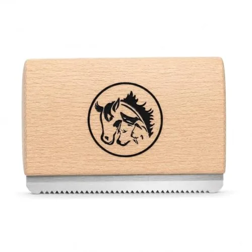 Cat Brush for Shedding Review: A 2.5 Inch Deshedder Tested on Short and Long Haired Pets