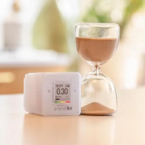 Testing the SAF Aranet Radon Detector for Home: 10-Min Measurement, Temperature, Relative over two weeks