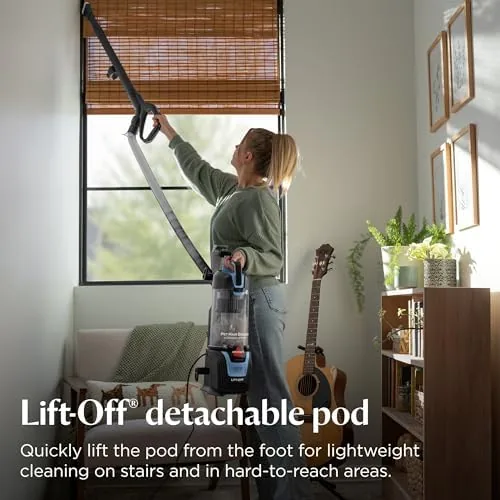 Close look at the Bissell Pet Hair Eraser Allergen Lift-Off, HEPA, 39883 | Lift-off build quality