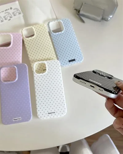 Another view of the inewateri Compatible for iPhone 13/iPhone 14 Case with Cute Fashion