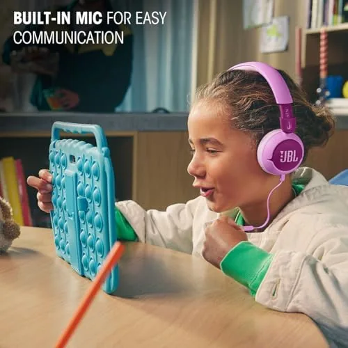 The JBL Junior 320 Kids Headphones, Wired, Volume-Limited - Purple | in real use