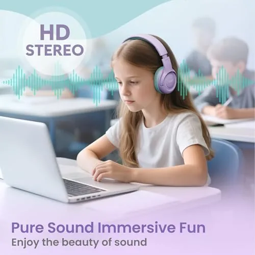 A sound level meter reading the maximum volume of the headphones