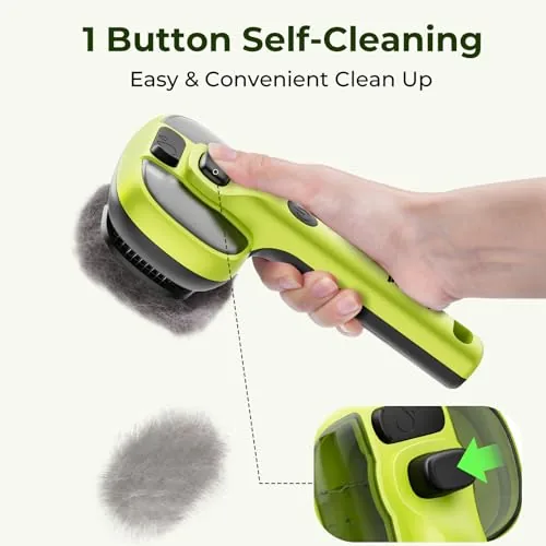 Long haired cat being groomed with the Pecute brush on cool mist mode