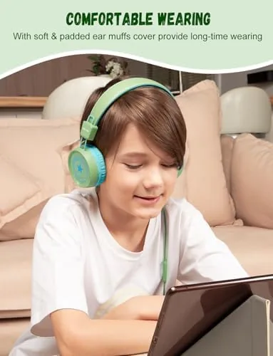 Close look at the New Bee Kids Headphones for School with Microphone KH20 HD build quality