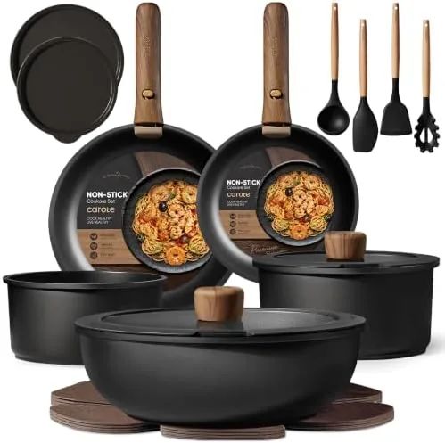 The CAROTE 19 piece set spread across a counter with handles detached