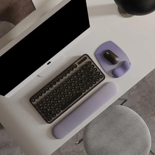 Close look at the ErgoFlow Gel Wrist Rest Mouse Pad - Ergonomic Cushion for build quality